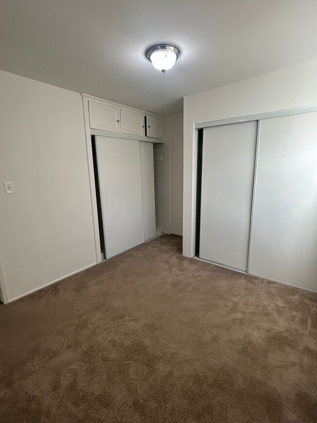 Building Photo - Large North Torrance House. Torrance Schools, Huge yard, 2 car garage hookups **OPEN HOUSE EVERY ...