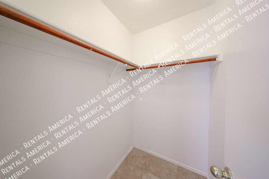 Building Photo - 6524 N 90th Dr