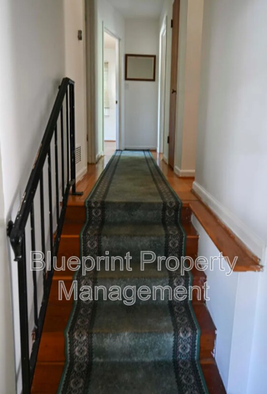 Building Photo - 1316 58th St S