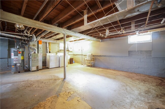 Building Photo - 101 Crittenden Blvd