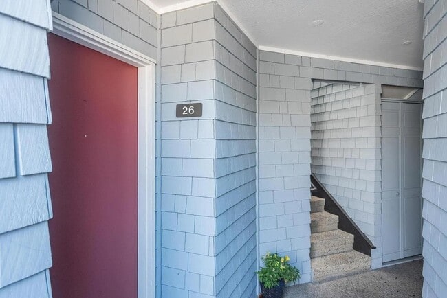 Building Photo - 26 Eddystone Ct