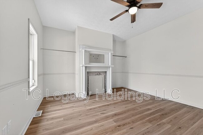 Building Photo - 127 Haymond Hwy