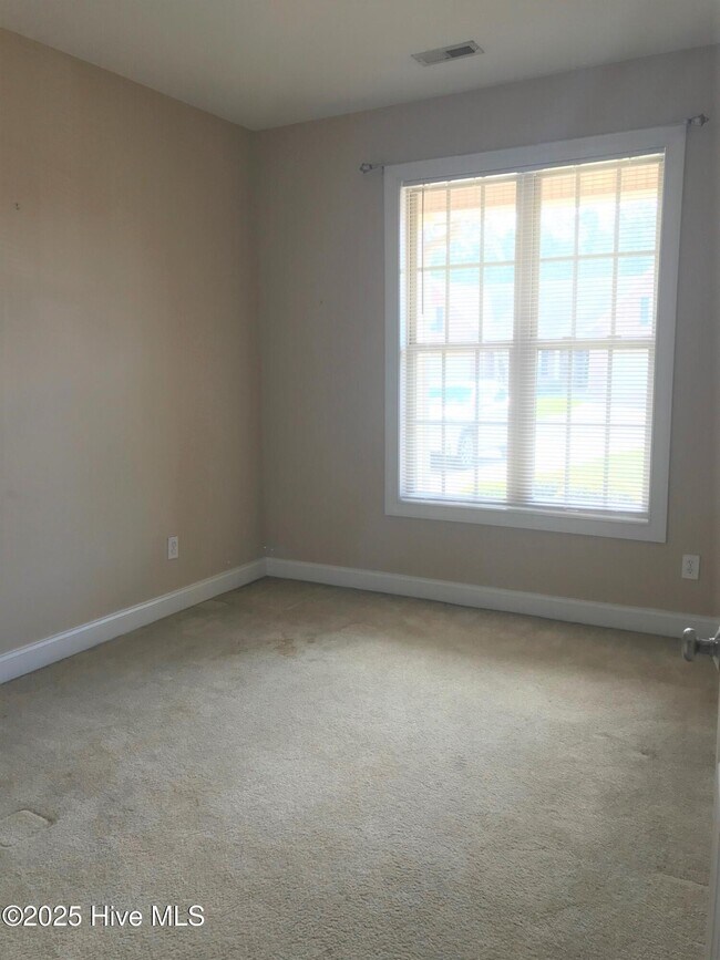 Building Photo - 3013 Braewood Ct