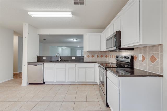 Building Photo - 1428 Atkins St