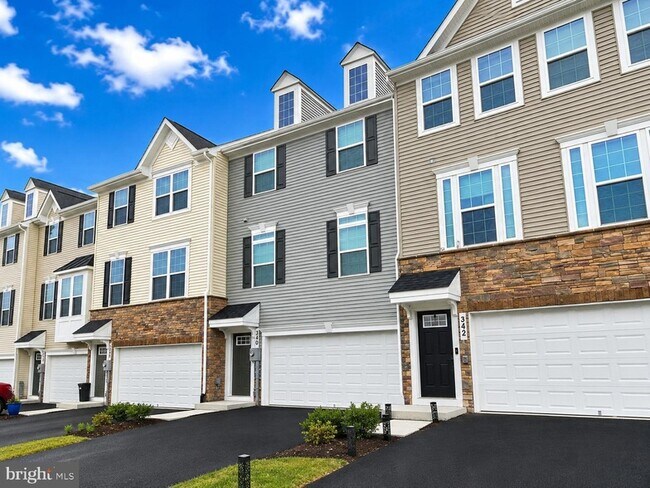 Building Photo - 340 Paca Gardens Ln