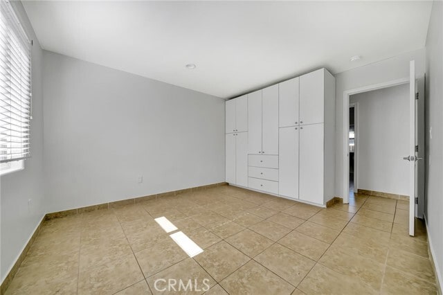 Building Photo - 14235 Sylvan St