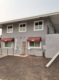 Building Photo - GLACIER AVE