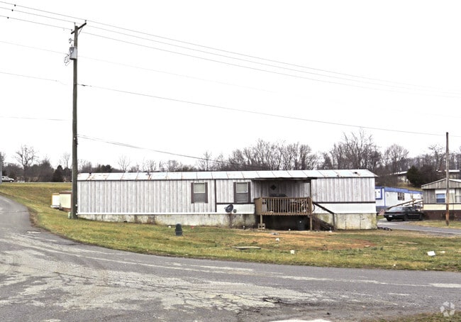 Building Photo - Exit 19 Mobile Home Park