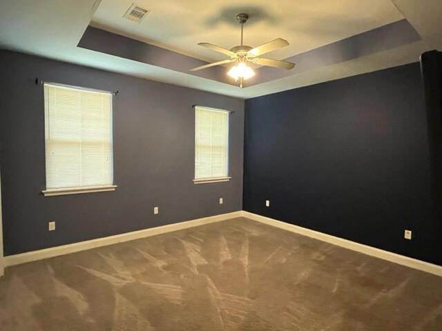 Building Photo - 35621 Oakridge Ave