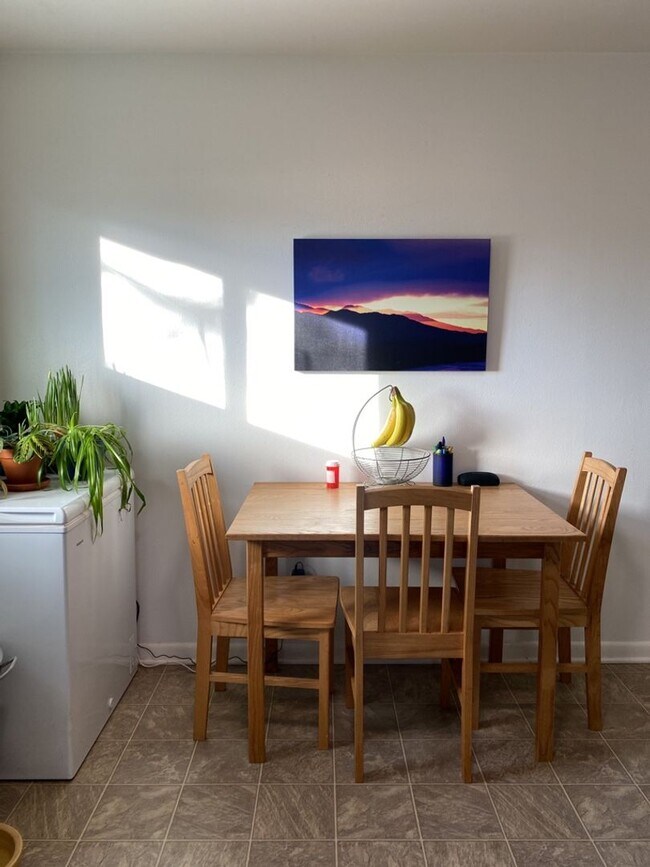 Building Photo - 1724-1726 Morningside Dr