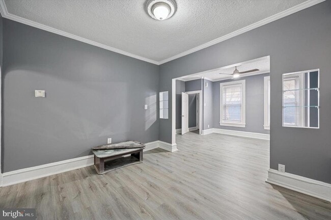 Building Photo - 1518 N Peach St