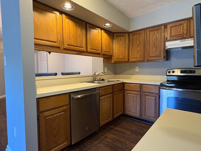 Building Photo - Great 2 Bedroom 2 Bath in Germantown
