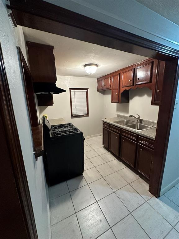 Building Photo - 32 Farrell St