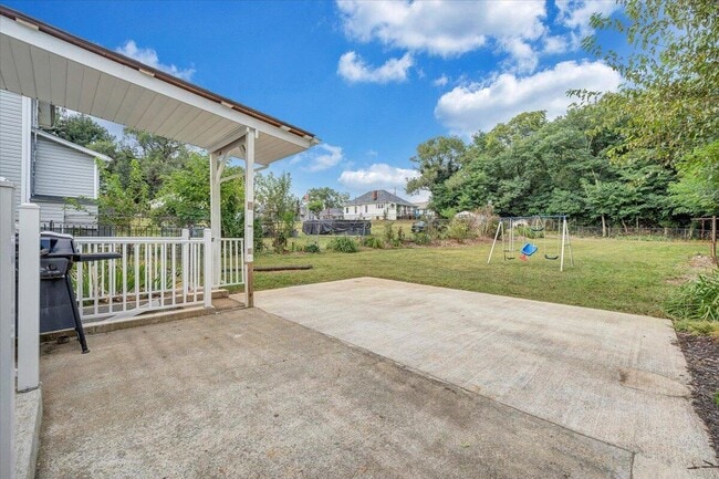 Building Photo - 812 Mississippi Ave NE