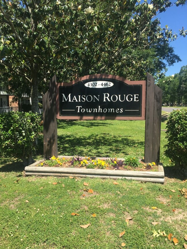 Building Photo - MAISON ROUGE TOWNHOMES  2BR/2.5BT  OFF COU...