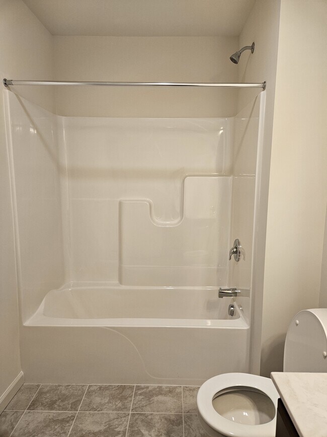 Building Photo - 118 Rhodolite Ln