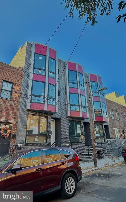 Building Photo - 1636 S Bailey St
