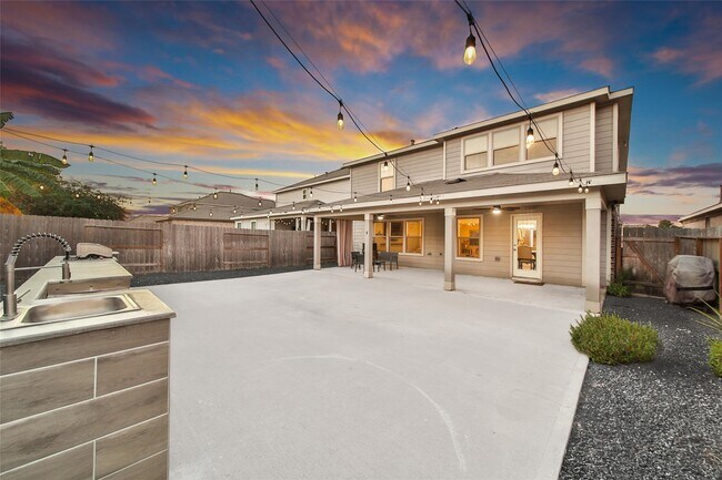 Building Photo - 20864 Sheffield Pk Dr