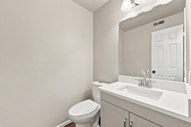 Building Photo - $2,145.95, 3-bed, 2.5-bath located in Colorado Springs with a large backyard