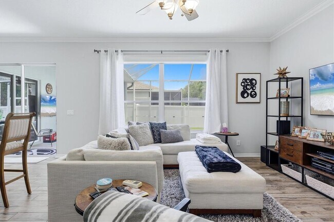 Building Photo - 4617 Egmont Dr