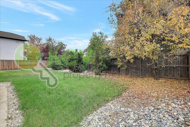 Building Photo - 1444 Eaglesfield Ln