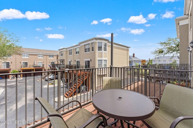 Building Photo - 343 E Church St