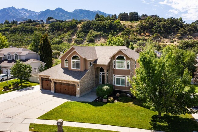 Building Photo - Bright and Spacious Living in Willow Creek