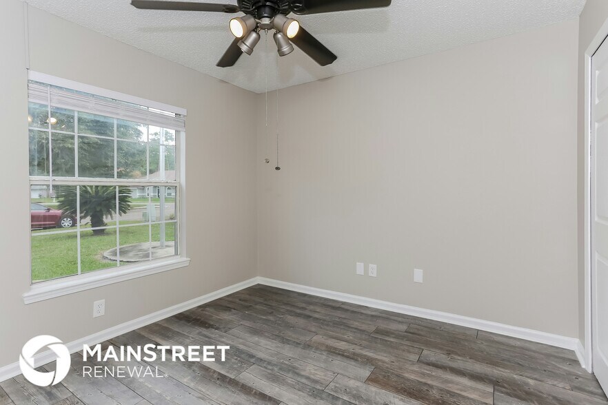 Building Photo - 86293 Fieldstone Dr