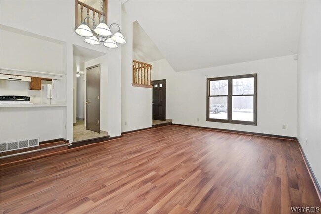 Building Photo - 383 S Ellicott Creek Rd