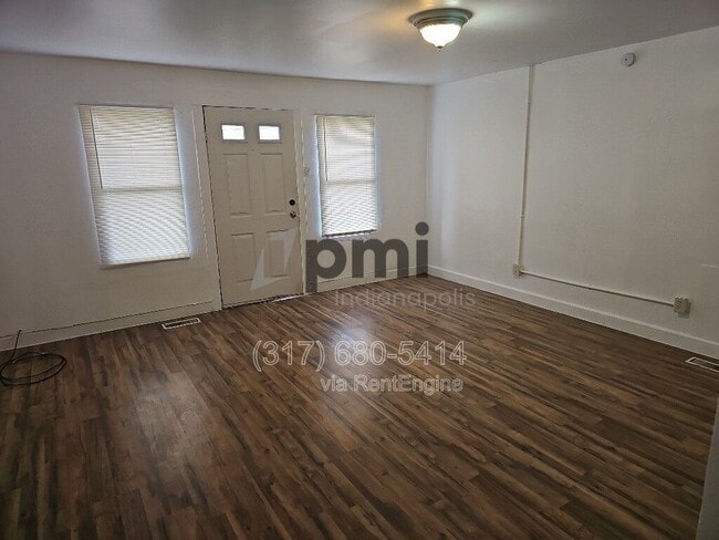 Building Photo - 835 S Old US Hwy 31