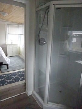 Building Photo - 83 Shore Ave