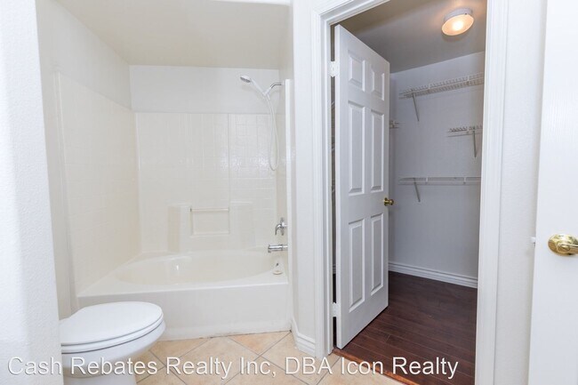 Building Photo - 2 br, 2 bath House - 7185 S Durango Dr #205