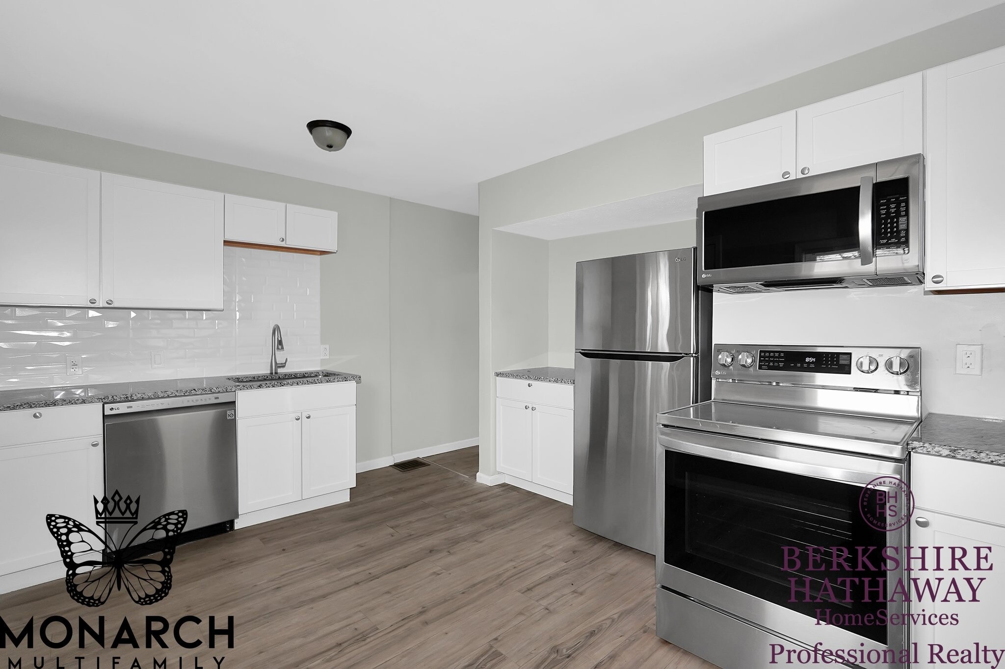 Building Photo - 1679 E Whittier St