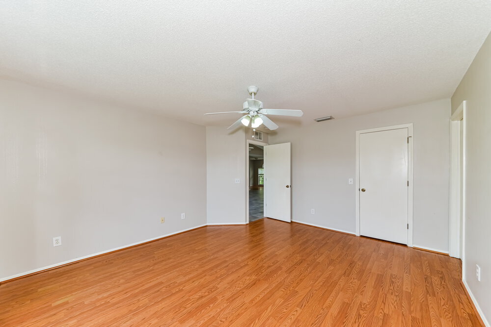 Building Photo - 11782 Shirburn Cir