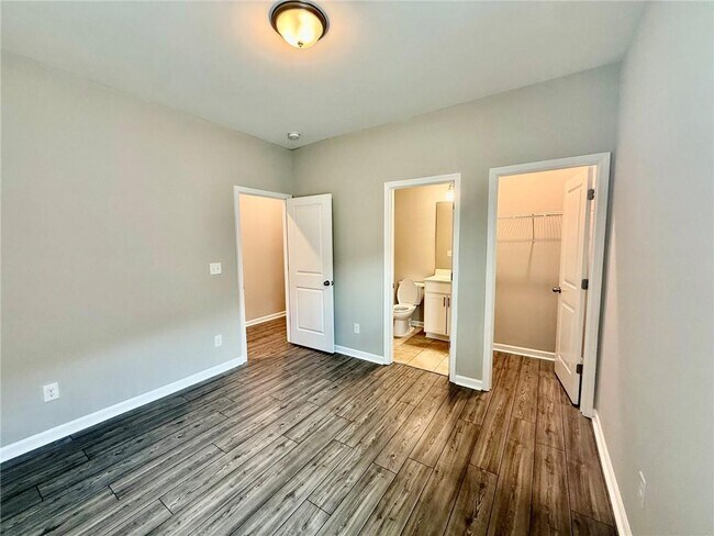 Building Photo - 4266 Waxwing St