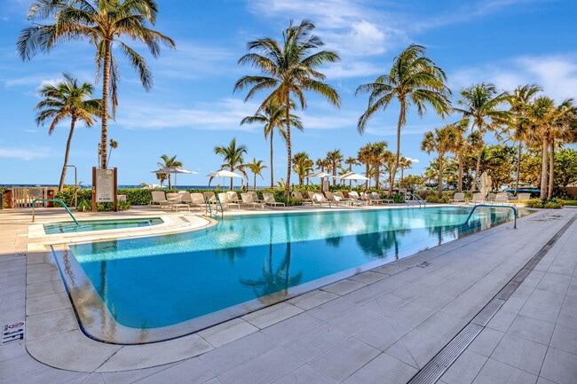 Building Photo - 730 N Ocean Blvd