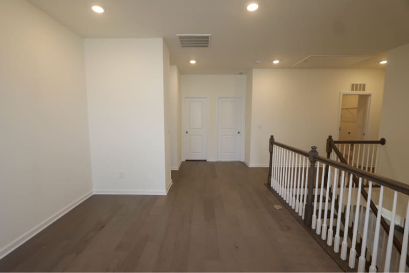 Building Photo - 1924 Carrollton Dr