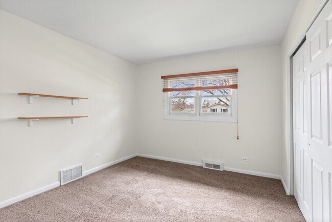 Building Photo - 6543 S Stough St