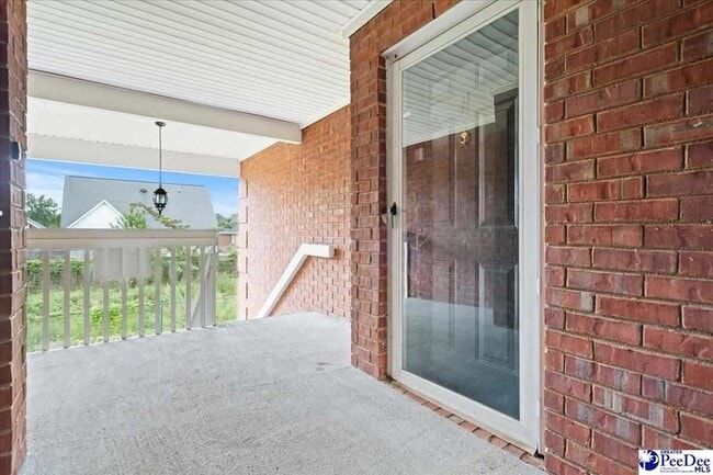 Building Photo - 529 3rd Loop Rd