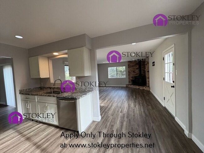 Building Photo - 1920 Encima Dr