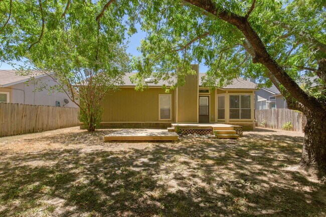 Building Photo - 504 Purple Sage Dr