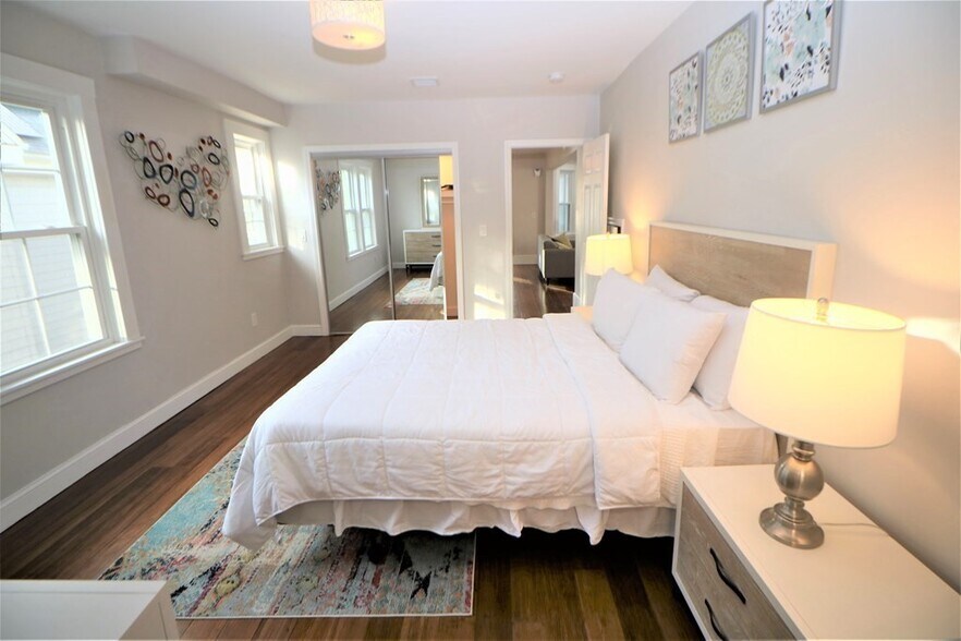 Building Photo - 318 Concord Ave