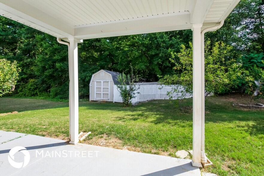 Building Photo - 3011 Kraus Glen Dr