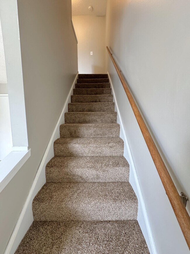 Building Photo - 2596 Sawbury Blvd