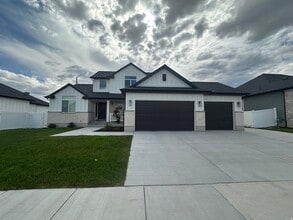 Building Photo - 2541 N Fall Breeze Wy