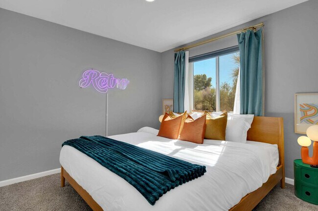 Building Photo - 6240 E River Rd