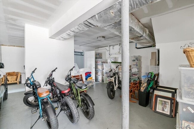 Building Photo - 545 E Fulton St