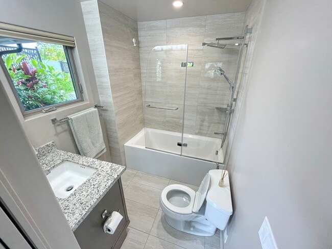 Building Photo - Experience Island Living in a Renovated 2-...