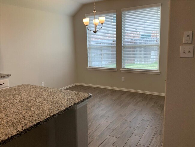 Building Photo - 7310 Saddle Tree Dr