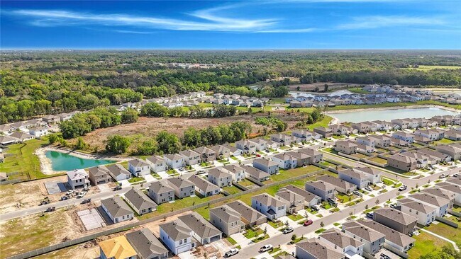 Building Photo - 35541 Kinsey Pt